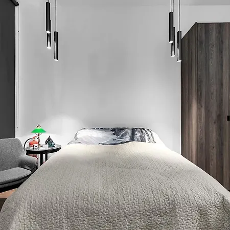 Brand-new Modern Apartment *